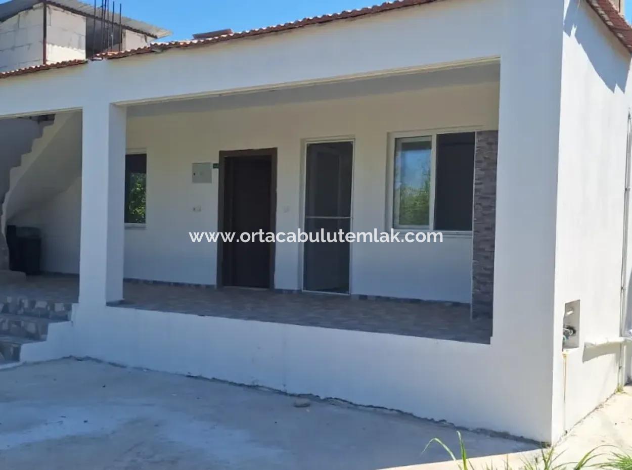 Freistehendes Dorfhaus Zu Verkaufen In Muğla Köyçeğiz Beyobası Nachbarschaft