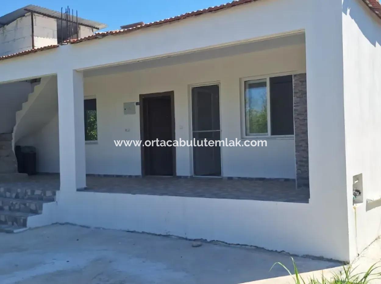 Freistehendes Dorfhaus Zu Verkaufen In Muğla Köyçeğiz Beyobası Nachbarschaft