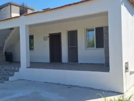Freistehendes Dorfhaus Zu Verkaufen In Muğla Köyçeğiz Beyobası Nachbarschaft